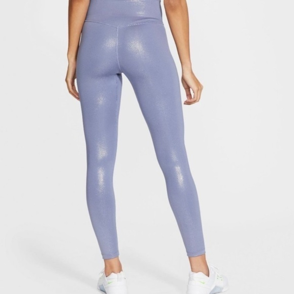 NIKE WOMEN'S ONE SPARKLE LEGGINGS. 7/8 LENGTH. LIGHT PURPLE Sparkle